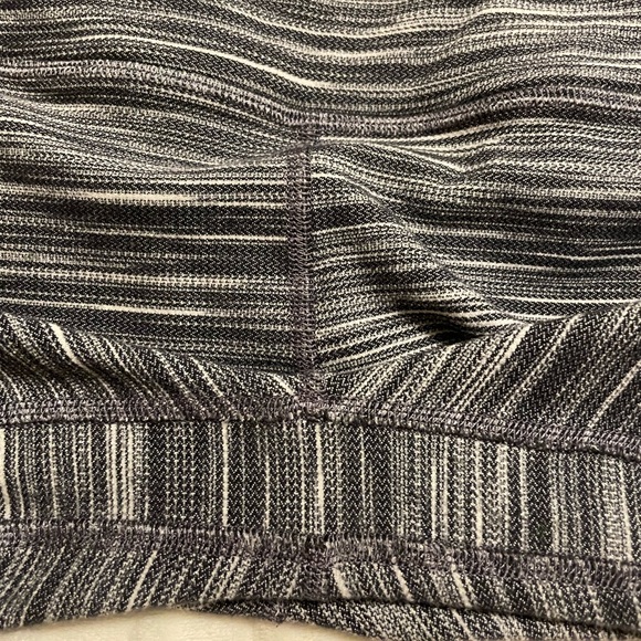 Lululemon Align Cross Waist 21in inseam size 2 - Picture 6 of 8